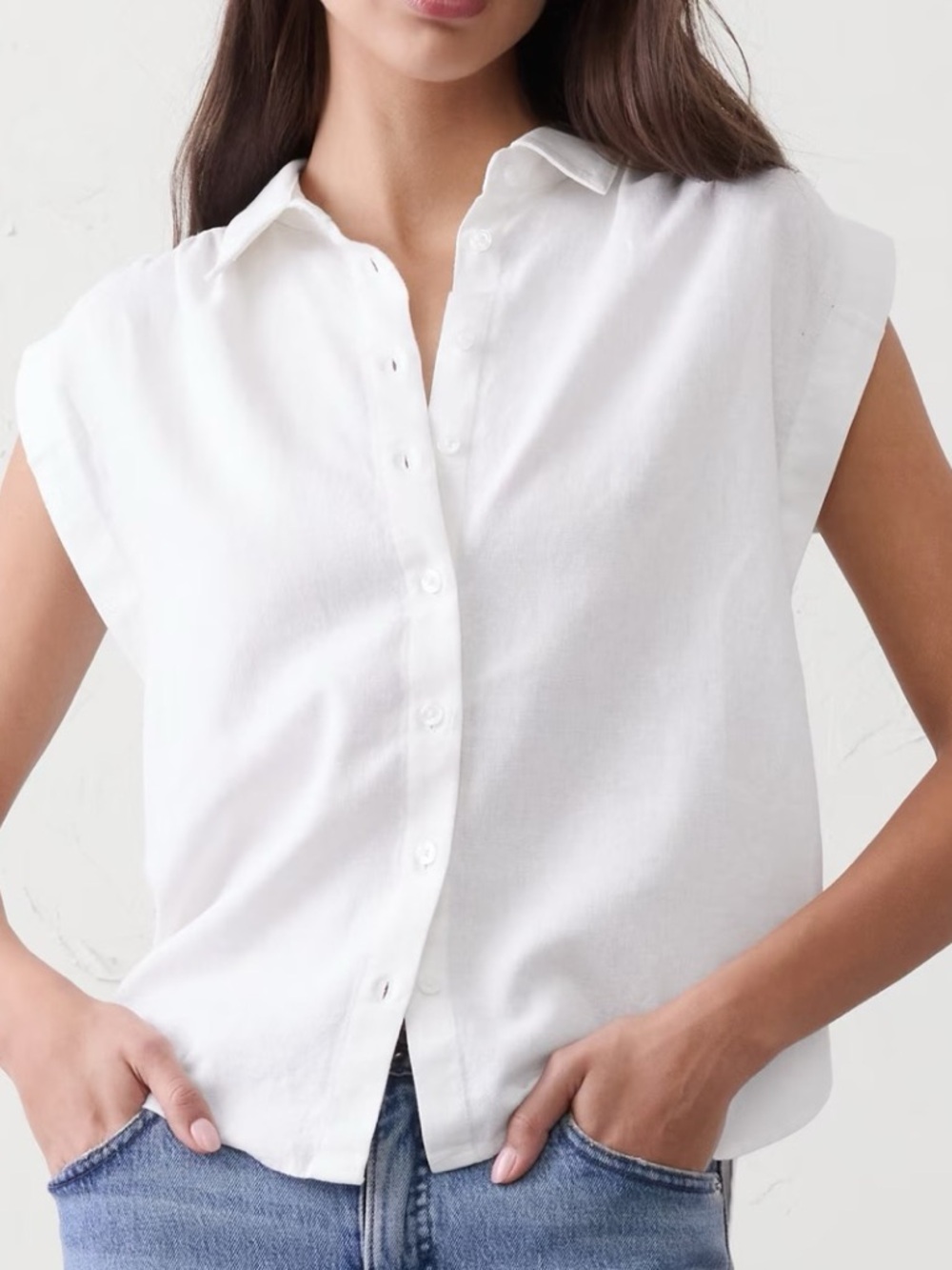 Banana Republic White Linen Blend Pleated Button-Down Shirt